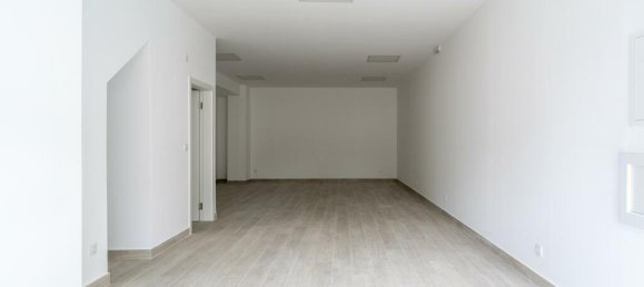 3 bedrooms Apartment in Lisbon, Portugal No. 120235 6