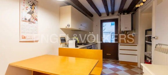 1 bedroom Apartment in Venice, Italy No. 126299 2