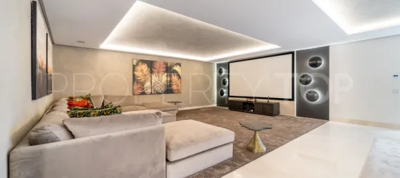 7 bedrooms Villa in Estepona, Spain No. 133855 16