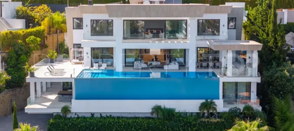 7 bedrooms Villa in Estepona, Spain No. 133855 13