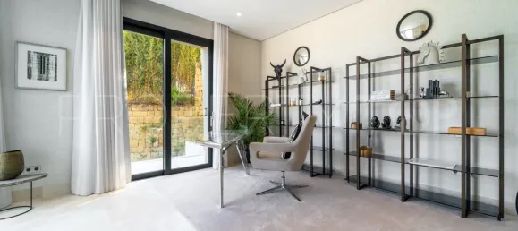 7 bedrooms Villa in Estepona, Spain No. 133855 23