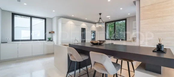 7 bedrooms Villa in Estepona, Spain No. 133855 6