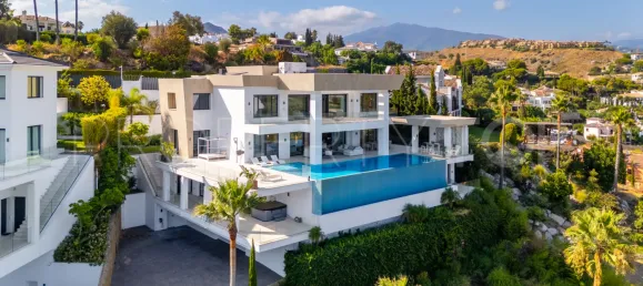 7 bedrooms Villa in Estepona, Spain No. 133855 14