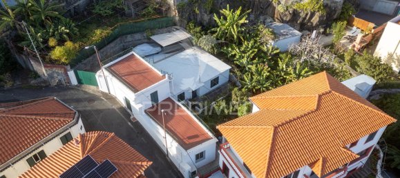 3 bedrooms House in Funchal, Portugal No. 110674 2
