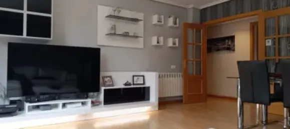 2 Schlafzimmer Wohnung in Logrono, Spain, Nr. 141822 8