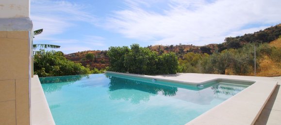 5 Schlafzimmer Haus in Coin, Spain, Nr. 125773 23