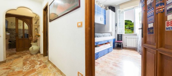 3 chambres Appartement à Genoa, Italy No. 376388 6
