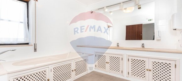 8 bedrooms House in Vila Franca de Xira, Portugal No. 31370 13