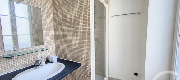 Edificio de 1 habitación en Sainte-Savine, France No. 159533 15