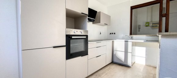 Edificio de 1 habitación en Sainte-Savine, France No. 159533 10