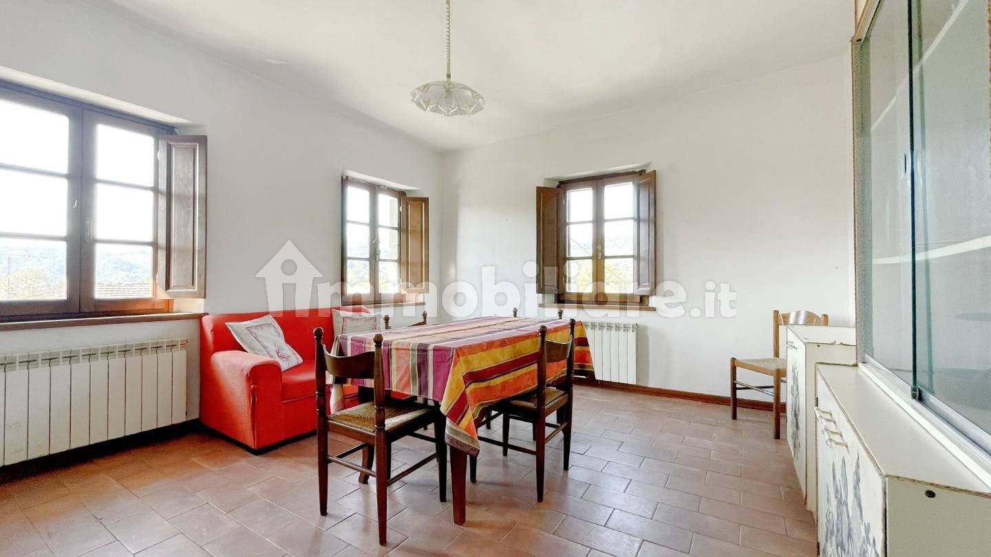 Квартира с 2 спальнями в Барга, Италия № 302380