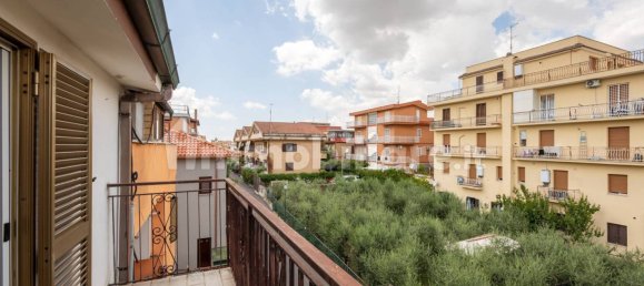 3 Schlafzimmer Penthouse in Rome, Italy, Nr. 336980 10