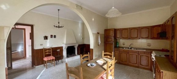 3 غرف نوم فيلا في Isola del Liri, Italy رقم 56075 7