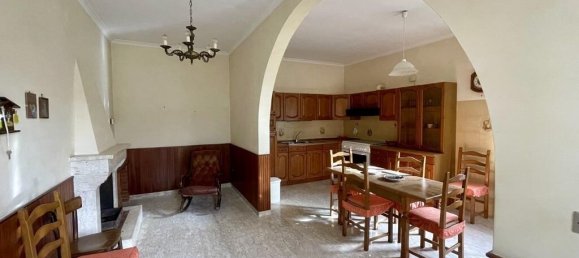 3 غرف نوم فيلا في Isola del Liri, Italy رقم 56075 2