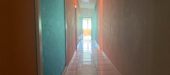 430m² Office in Rende, Italy No. 178958 15