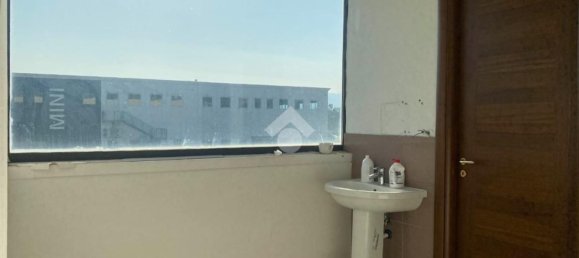 430m² Office in Rende, Italy No. 178958 32