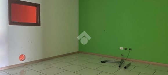 430m² Office in Rende, Italy No. 178958 18