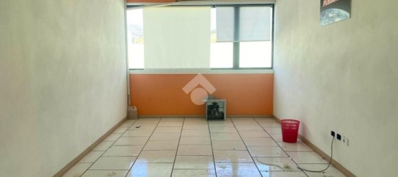 430m² Office in Rende, Italy No. 178958 7