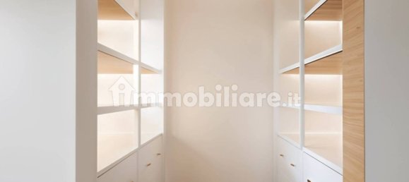2 bedrooms Apartment in Rome, Italy No. 306035 3