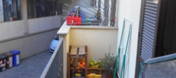 4-salle Appartement à Chieri, Italy No. 47225 7