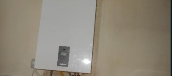 4-salle Appartement à Chieri, Italy No. 47225 10