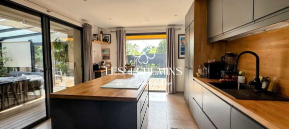 5 Schlafzimmer Villa in Sanary-sur-Mer, France, Nr. 295674 8