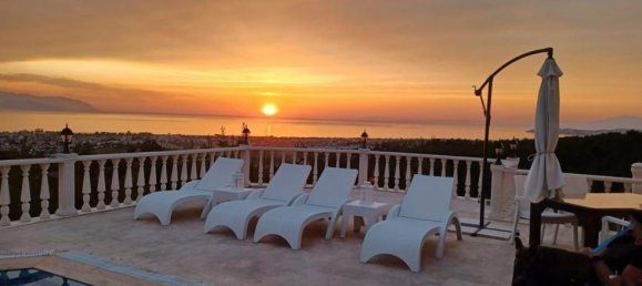 Villa 6+1 in Kusadasi, Turkey No. 16849 3