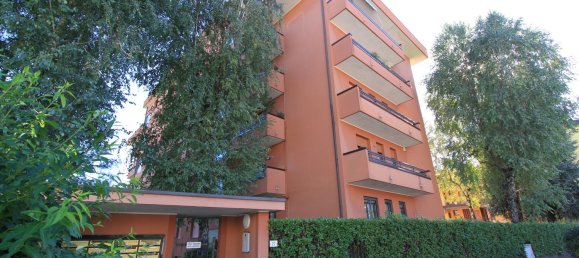 Apartamento de 4 divisões em Busto Arsizio, Italy N.º 16040 14
