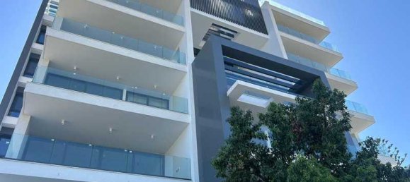 2 bedrooms Apartment in Larnaca, Cyprus No. 20283 3