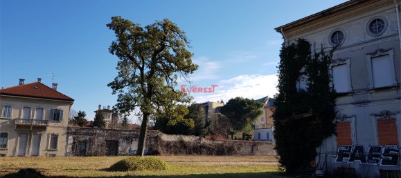 1-salle Terrain à Busto Arsizio, Italy No. 88094 18