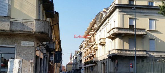 1-salle Terrain à Busto Arsizio, Italy No. 88094 11