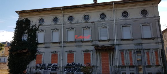 1-salle Terrain à Busto Arsizio, Italy No. 88094 17