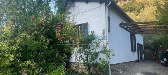 3 bedrooms Villa in Massa, Italy No. 155175 2