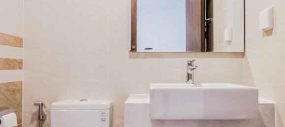 1 room Office in District 4, Vietnam No. 16500 8