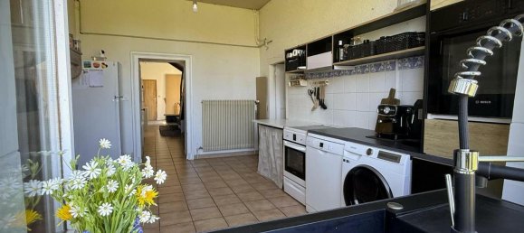 4 غرف نوم منزل في Mizerieux, France رقم 198811 4