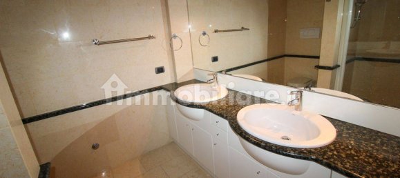 Apartamento de 1 dormitorio en Campione d'Italia, Italy No. 173962 15