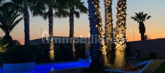 3 غرف نوم فيلا في Manfredonia, Italy رقم 161147 2