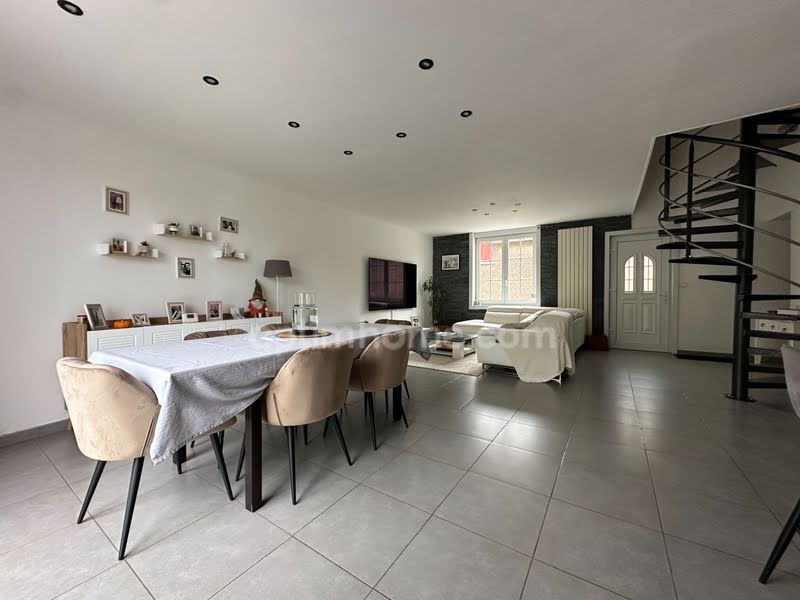 Adosado de 3 dormitorios en Fresnes-les-Montauban, France No. 215869