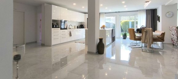 3 bedrooms House in Neuss, Germany No. 63683 10