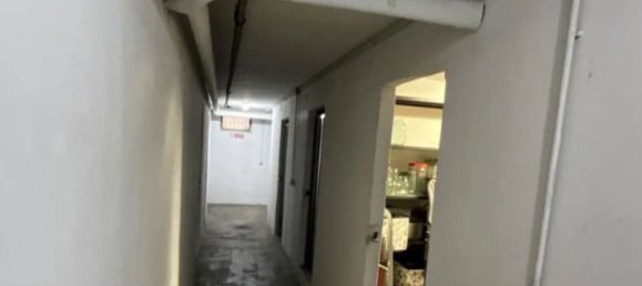 3 rooms Apartment in Busto Arsizio, Italy No. 1638 3