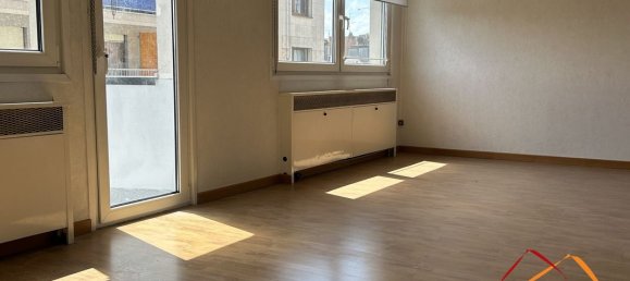 2 chambres Appartement à Sarreguemines, France No. 60411 14