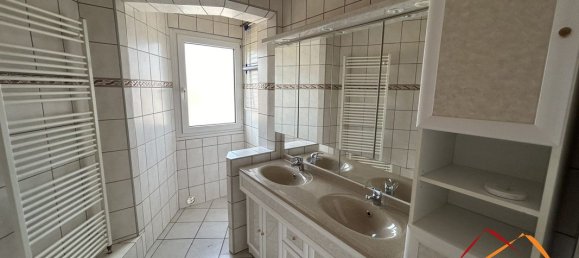 2 chambres Appartement à Sarreguemines, France No. 60411 10