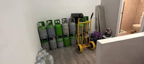 Gewerbliche Immobilie in Ripollet, Spain 205m², Nr. 118815 8