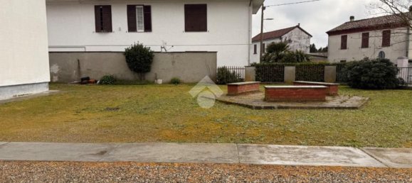 4 rooms Apartment in Torre Beretti e Castellaro, Italy No. 57254 18