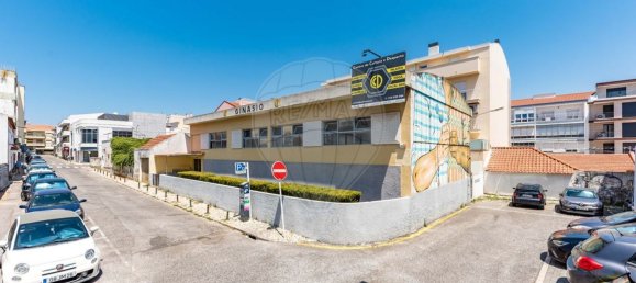 320m² Warehouse in Loures, Portugal No. 211231 2