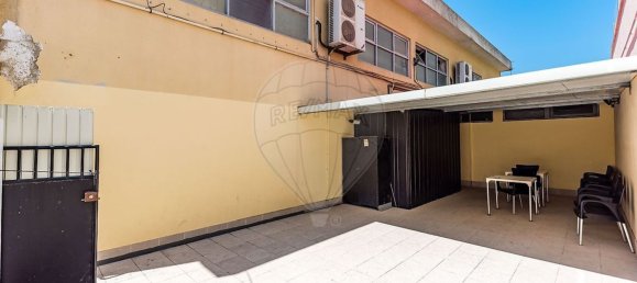320m² Warehouse in Loures, Portugal No. 211231 5