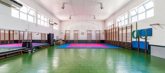 320m² Warehouse in Loures, Portugal No. 211231 13