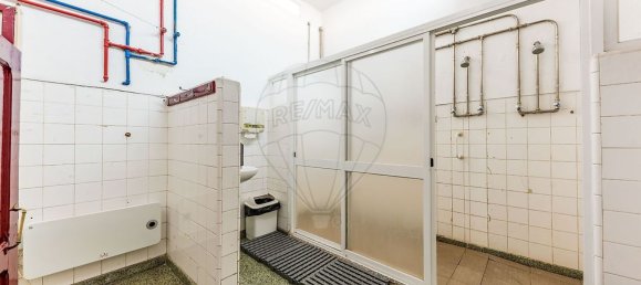 320m² Warehouse in Loures, Portugal No. 211231 23