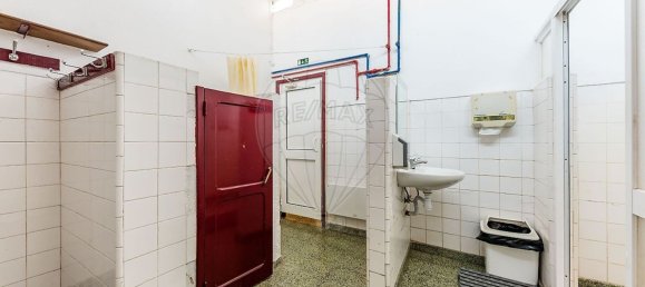 320m² Warehouse in Loures, Portugal No. 211231 24