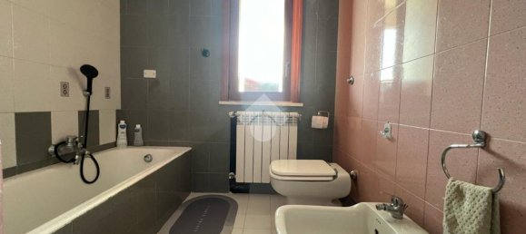 4-salle Appartement à Mesagne, Italy No. 61051 6